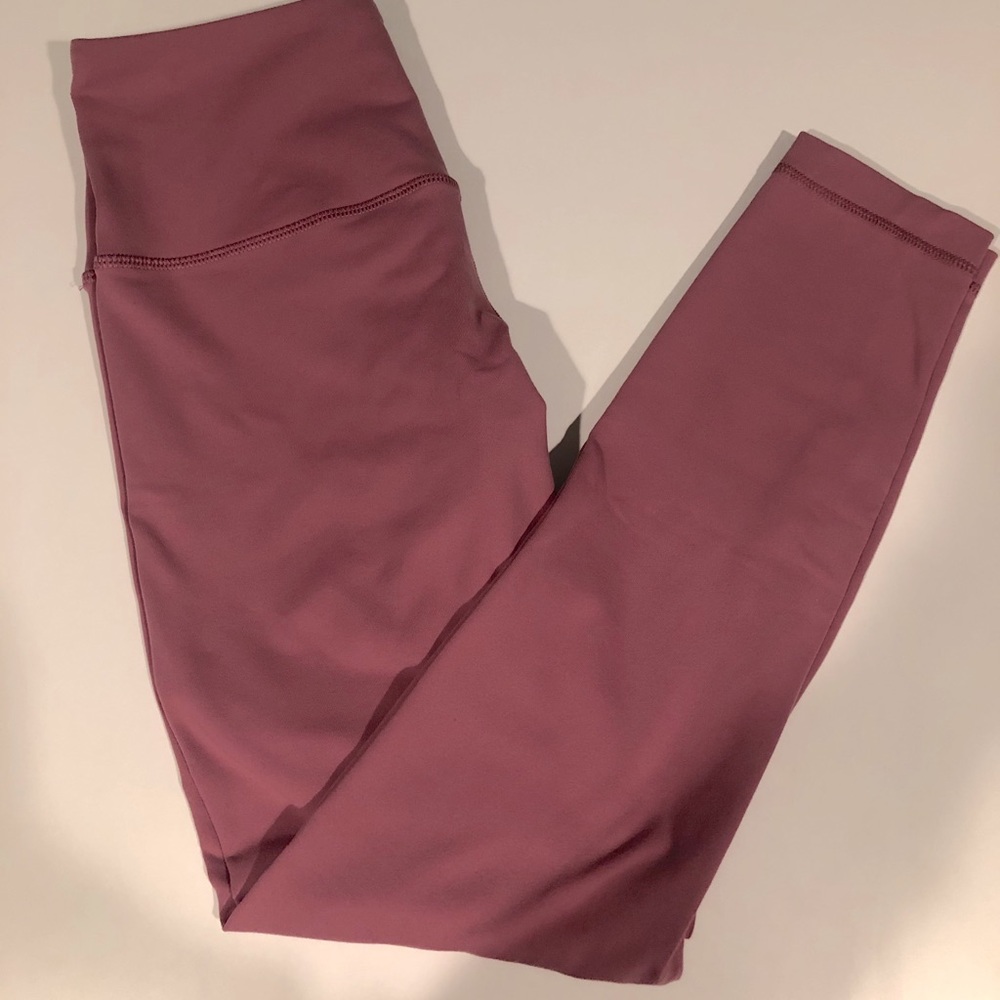 purple leggings